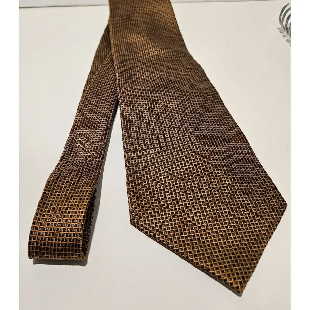 Versa Milan New York Men's Tie 100% Silk Hand Made Gold Blue 3.75" by  58" - Picture 2 of 4